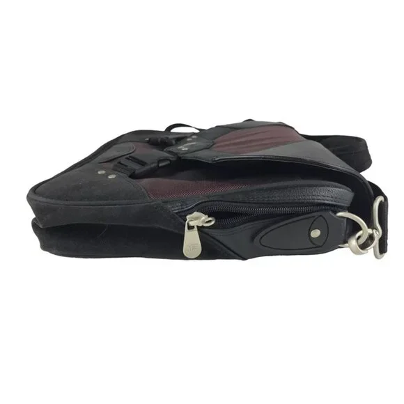 Mobile Edge Unisex Adult Black Burgundy Bring It On Inner Pockets Messenger Bag